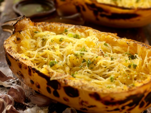 Courge spaghetti à la crème et aux lardons