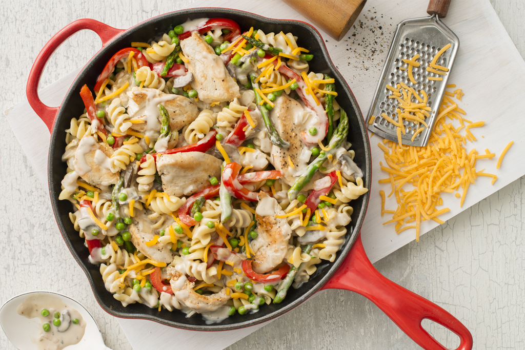 Pâtes crémeuses au poulet recette italienne facile